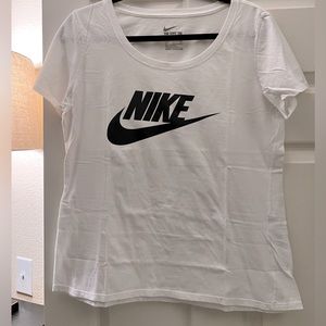 Ladies Nike Shirt